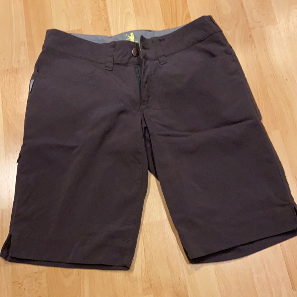 Women’s shorts